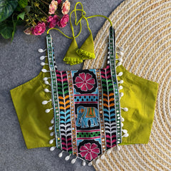 Navratri Special Multi-Color Sleeveless Blouse with Round Shell Detailing – Heavy Padded Partywear